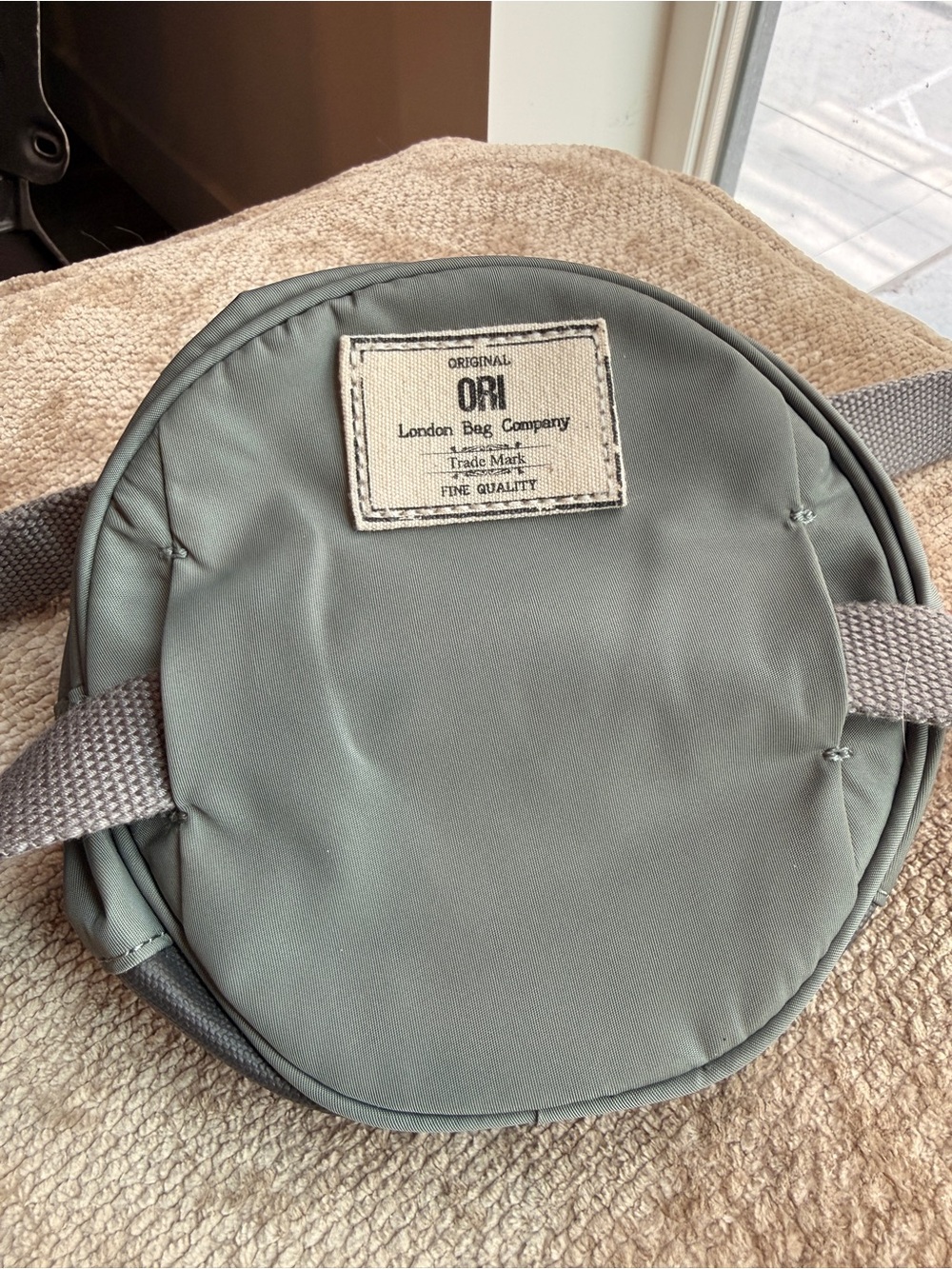 ORI London Bag Company Round Crossbody Bag in Olive Green - Picture 3 of 3